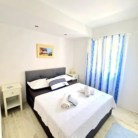 Dorotea3 Apartment *