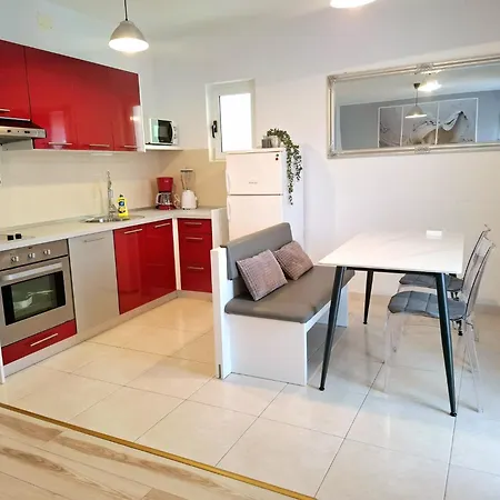 Apartment Dorotea3 Makarska