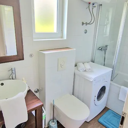 Dorotea3 マカルスカ